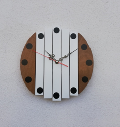 orologio a forma di fisarmonica